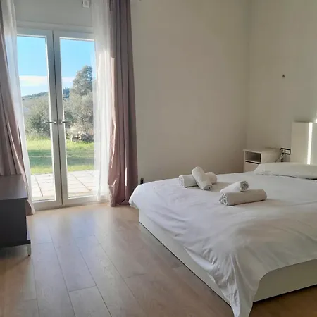 Solis Escapes Corfu - Garden Suite, Messonghi Vragkaniotika