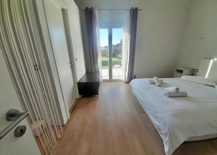 Solis Escapes Corfu - Garden Suite, Messonghi Apartman Kritika (Corfu)