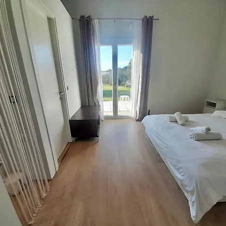 Solis Escapes Corfu - Garden Suite, Messonghi アパート Vragkaniótika
